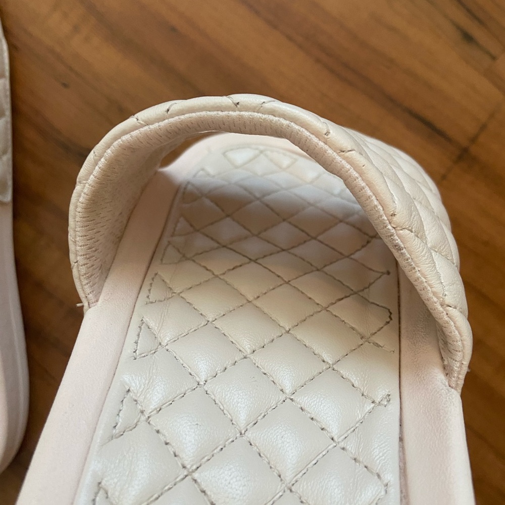 Apl Lusso Slides - image 5